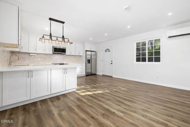 361 Plumosa Drive, Pasadena, CA 91107