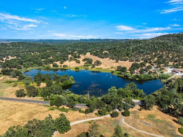 2162 Painted Pony Rd, Somerset, CA 95684