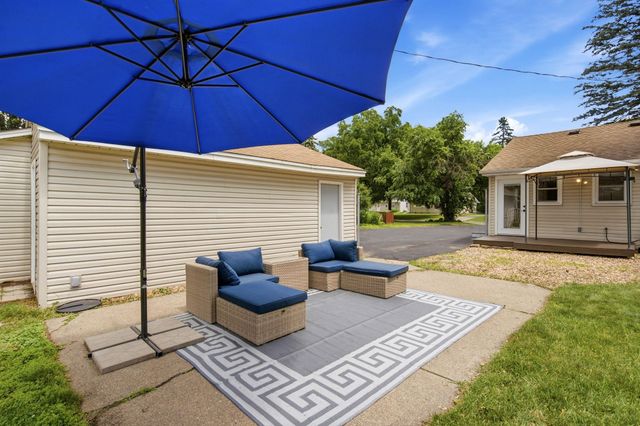 5507 Maryland Avenue N, Crystal, MN 55428