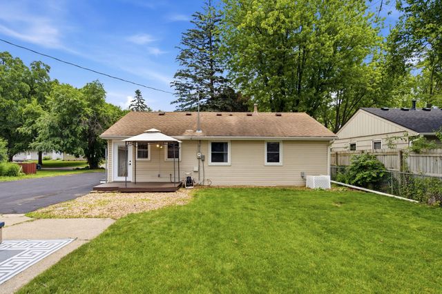 5507 Maryland Avenue N, Crystal, MN 55428