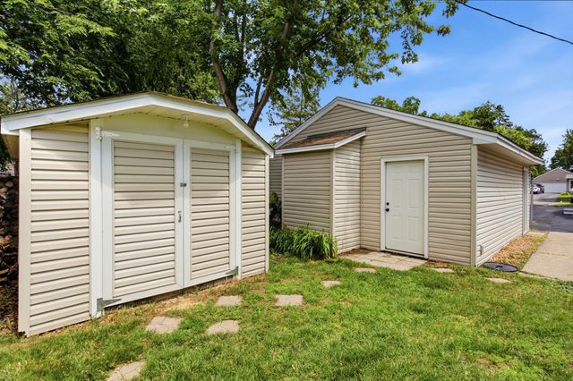5507 Maryland Avenue N, Crystal, MN 55428