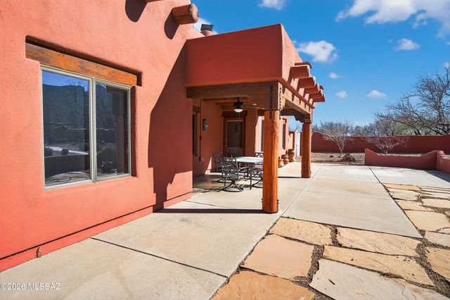 5676 S Mir Way, Hereford, AZ 85615