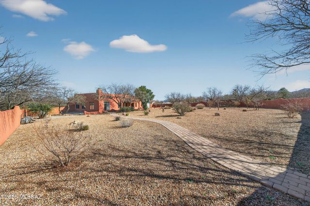 5676 S Mir Way, Hereford, AZ 85615