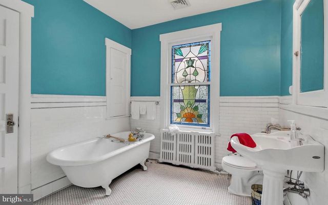 22 WYOMISSING BLVD, Reading, PA 19610