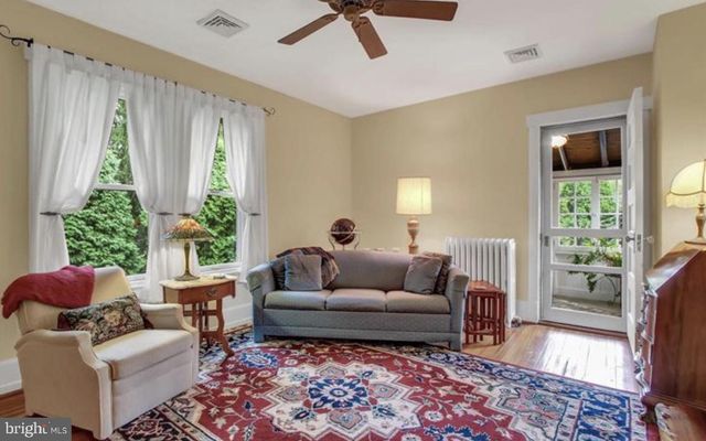 22 WYOMISSING BLVD, Reading, PA 19610