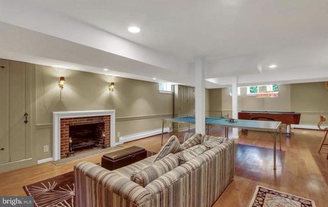 22 WYOMISSING BLVD, Reading, PA 19610