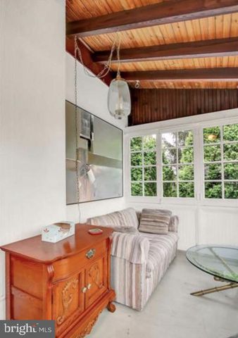 22 WYOMISSING BLVD, Reading, PA 19610