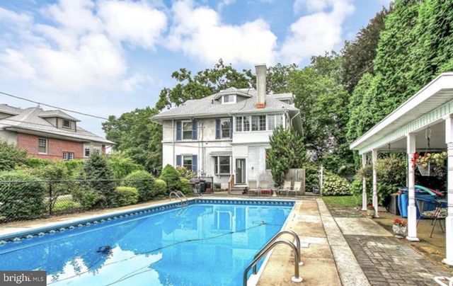 22 WYOMISSING BLVD, Reading, PA 19610