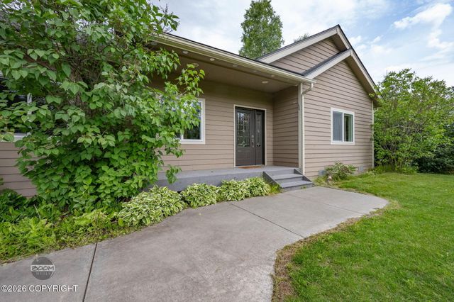 1480 S Kittiwake Street, Wasilla, AK 99623