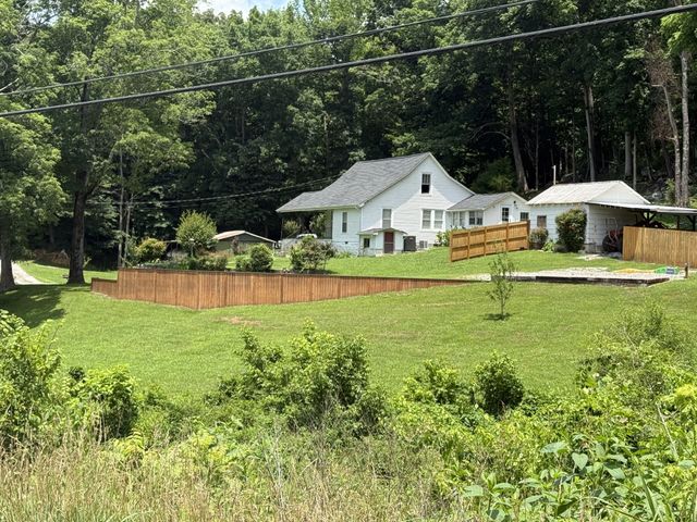 103 Dykes Rd, Mcminnville, TN 37110