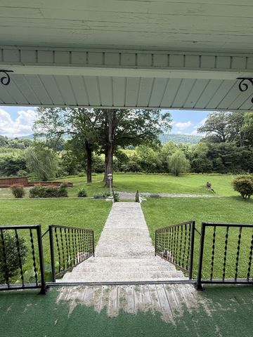 103 Dykes Rd, Mcminnville, TN 37110