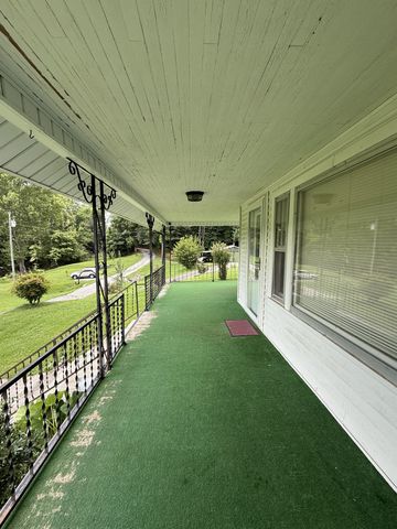 103 Dykes Rd, Mcminnville, TN 37110