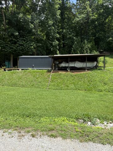 103 Dykes Rd, Mcminnville, TN 37110