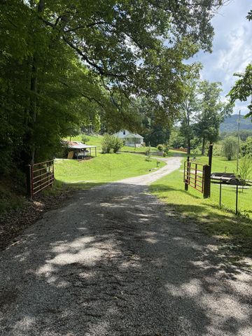 103 Dykes Rd, Mcminnville, TN 37110