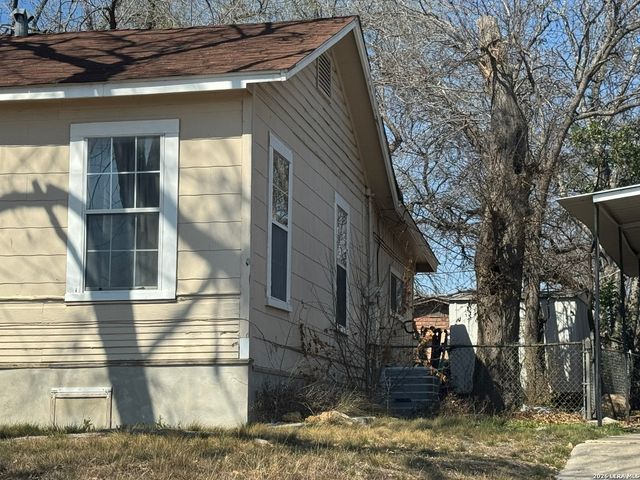 211 Lyric, San Antonio, TX 78223