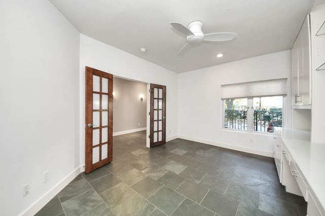 1610 Calumet Street, Houston, TX 77004