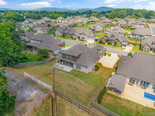 6024 Peach Pond Way, Owens Cross Roads, AL 35763