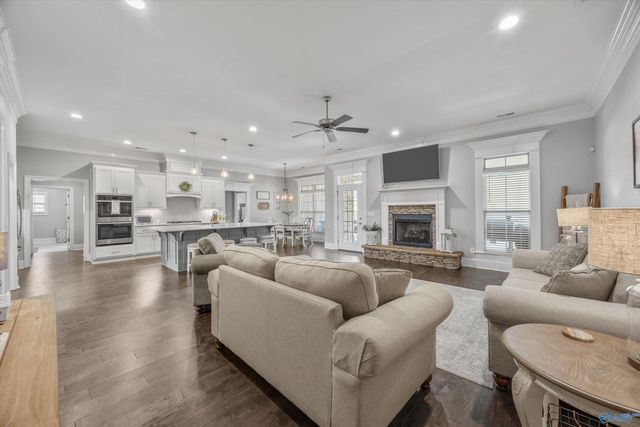 6024 Peach Pond Way, Owens Cross Roads, AL 35763