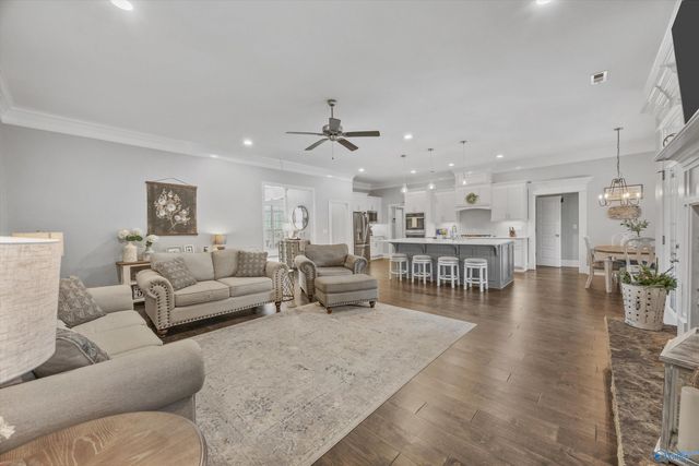 6024 Peach Pond Way, Owens Cross Roads, AL 35763