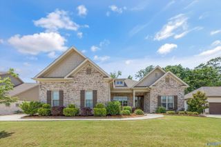 6024 Peach Pond Way, Owens Cross Roads, AL 35763