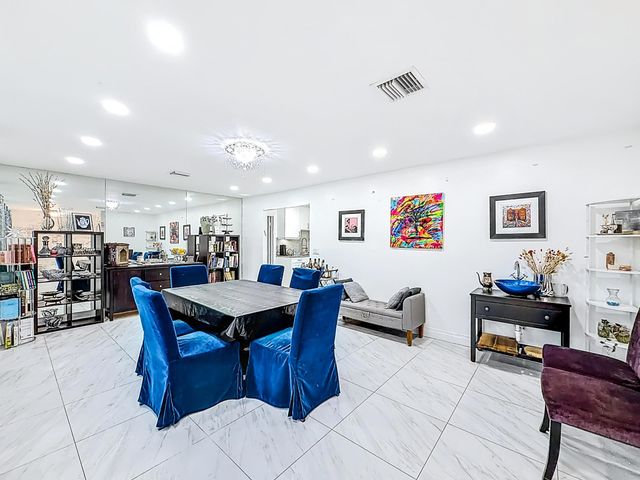 9990 NW 38th Street, Coral Springs, FL 33065