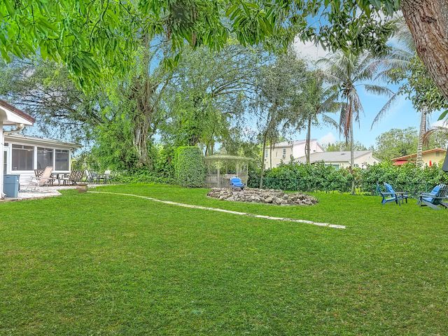 9990 NW 38th Street, Coral Springs, FL 33065