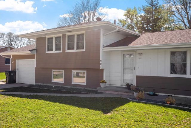 901 16th Street, Perry, IA 50220