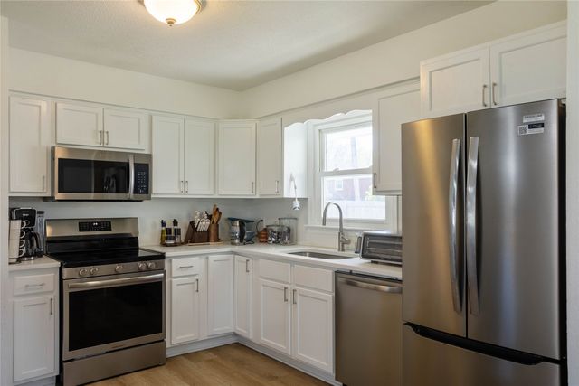 901 16th Street, Perry, IA 50220