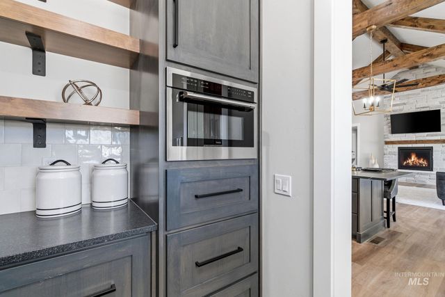 17244 Triple Crown Pl, Caldwell, ID 83607