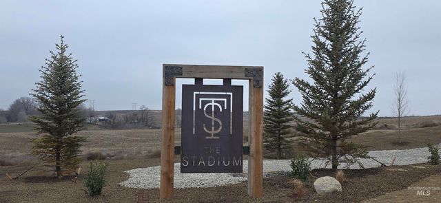 17244 Triple Crown Pl, Caldwell, ID 83607