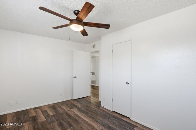 2302 E NISBET Road, Phoenix, AZ 85022