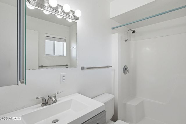 2302 E NISBET Road, Phoenix, AZ 85022