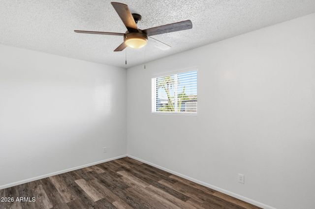 2302 E NISBET Road, Phoenix, AZ 85022