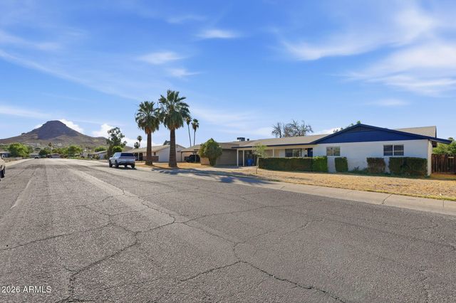 2302 E NISBET Road, Phoenix, AZ 85022
