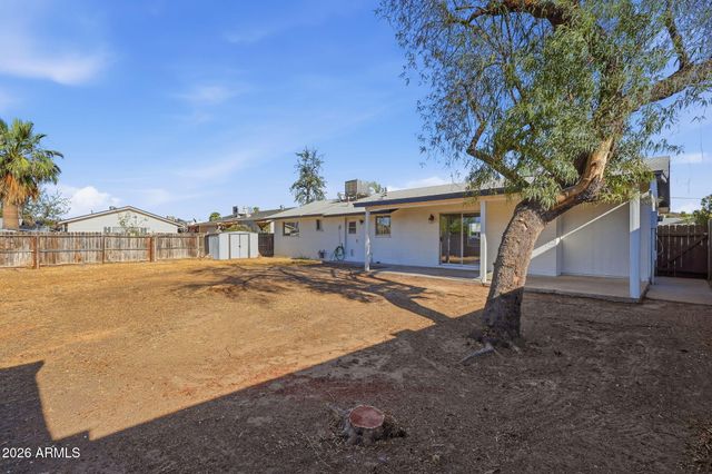 2302 E NISBET Road, Phoenix, AZ 85022