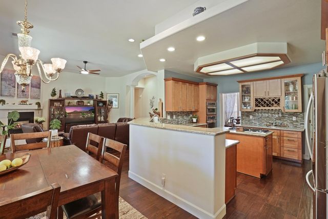 1109 Oak View Dr, Ione, CA 95640