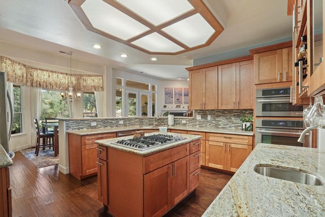 1109 Oak View Dr, Ione, CA 95640