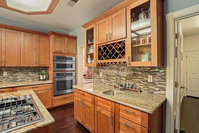 1109 Oak View Dr, Ione, CA 95640