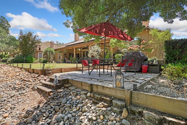 1109 Oak View Dr, Ione, CA 95640