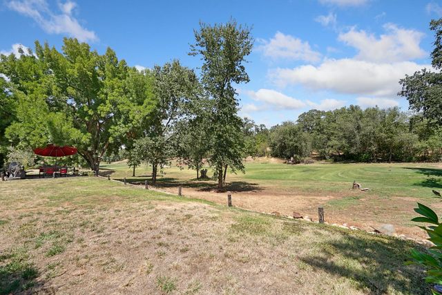 1109 Oak View Dr, Ione, CA 95640