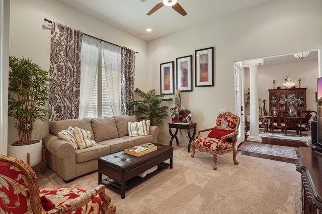 1109 Oak View Dr, Ione, CA 95640