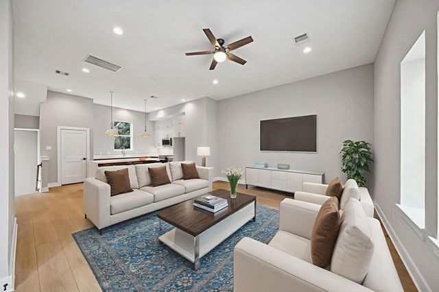 2221 Marnel Road C, Houston, TX 77055