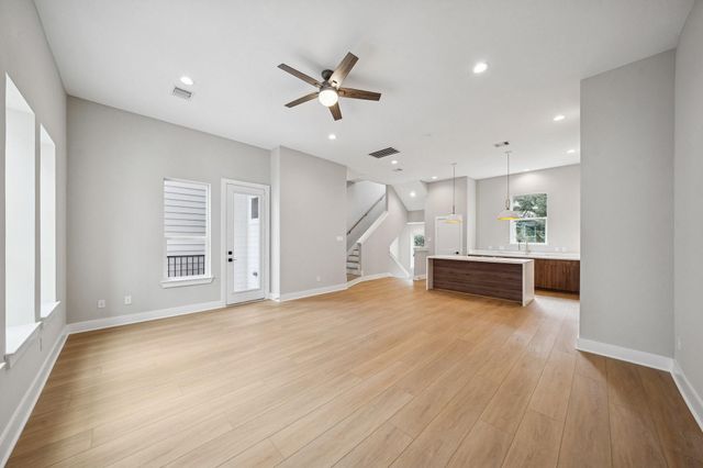 2221 Marnel Road C, Houston, TX 77055