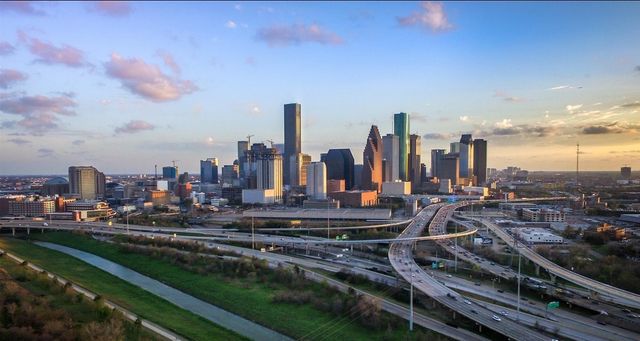 2221 Marnel Road C, Houston, TX 77055