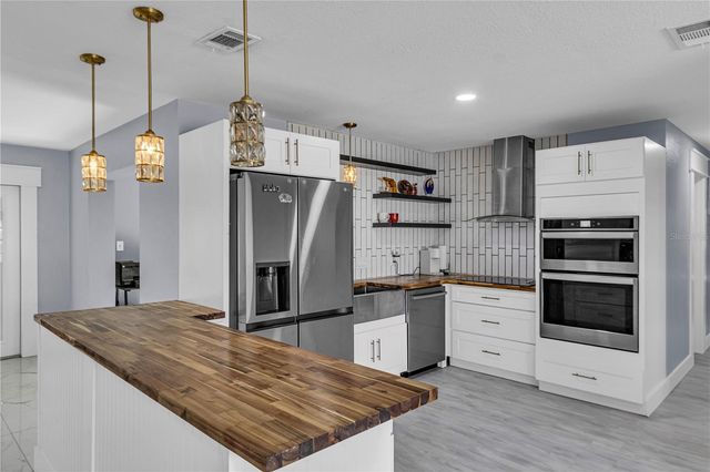 6420 APPIAN WAY, Orlando, FL 32807