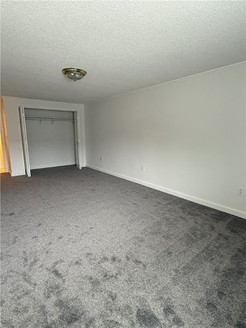 66 Girard Avenue 207, Newport, RI 02840