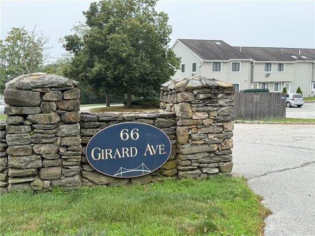 66 Girard Avenue 207, Newport, RI 02840