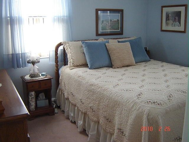 2814 E Douglas Avenue, Des Moines, IA 50317