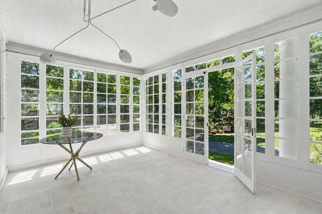 110 Washington St., Sherborn, MA 01770