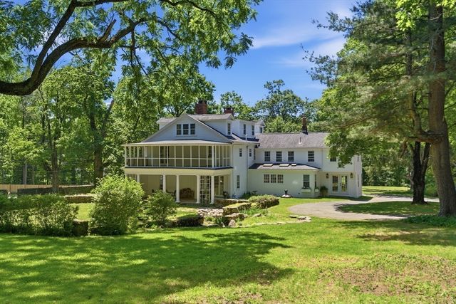 110 Washington St., Sherborn, MA 01770